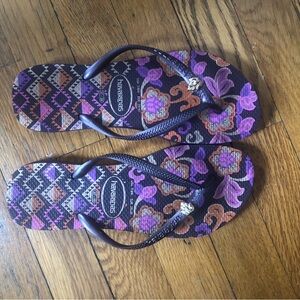 Havaianas Purple and Black Sandals with Braided Straps